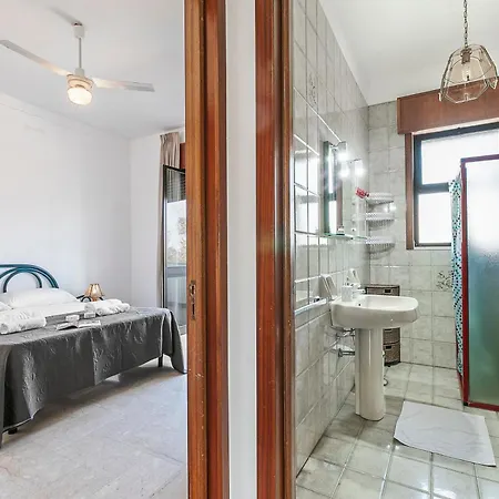 Casa Climatizzata Spiagge Mare Servizi Locali M127 San Foca
