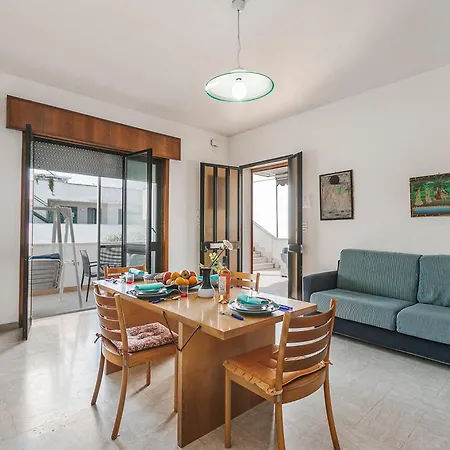 Appartamento Casa Climatizzata Spiagge Mare Servizi Locali M127 San Foca